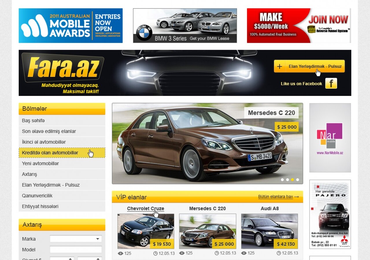 Сайт оголошень з продажу автомобілів На планшеті